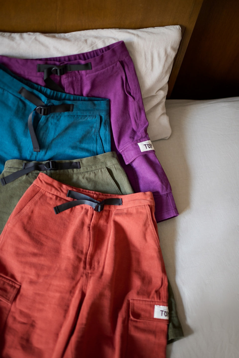 COLOR HALF PANTS